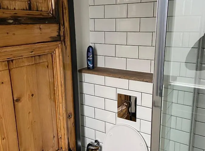 ベッド・アンド・ブレックファスト Morpheus 4*