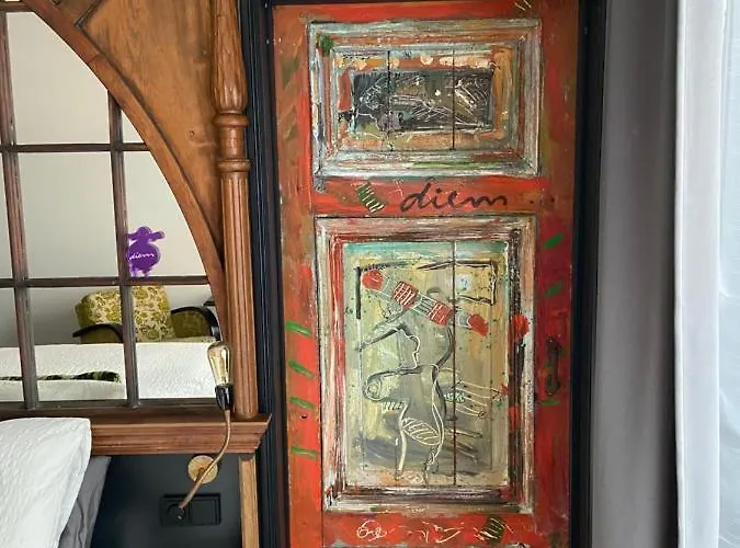 ベッド・アンド・ブレックファスト Morpheus 4*