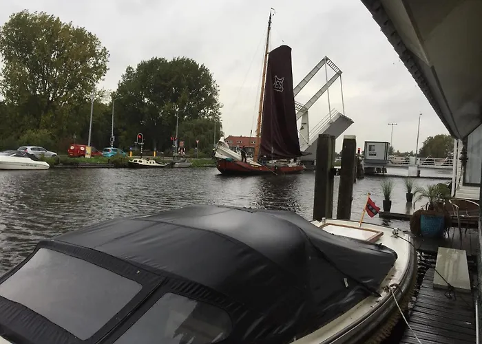 Morpheus Couette-café